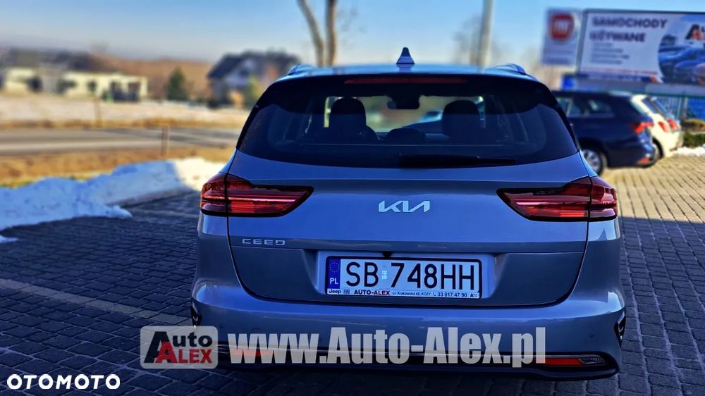 Kia Ceed 1.5 T-GDI M - 11