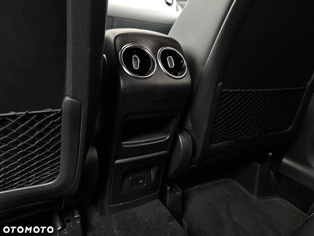 Mercedes-Benz Klasa B 200 d 8G-DCT - 40