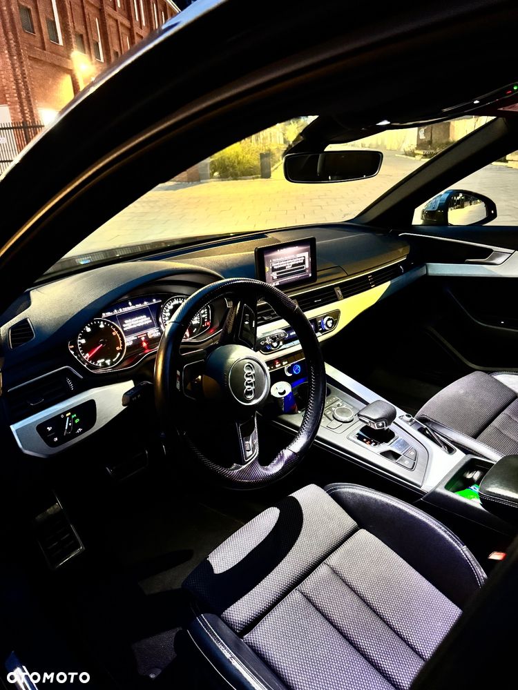 Audi A4 - 4