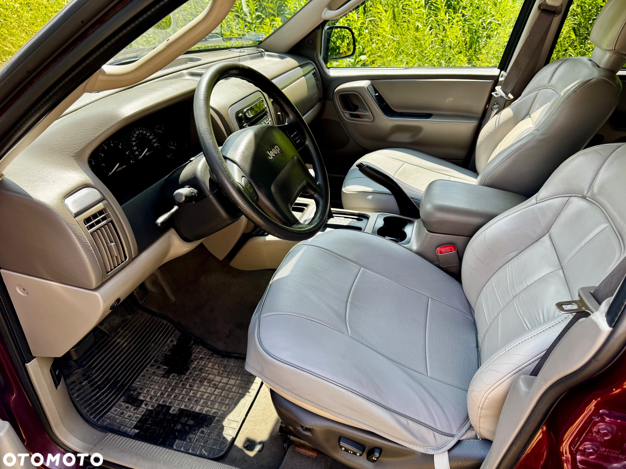 Jeep Grand Cherokee 4.0 Laredo - 11