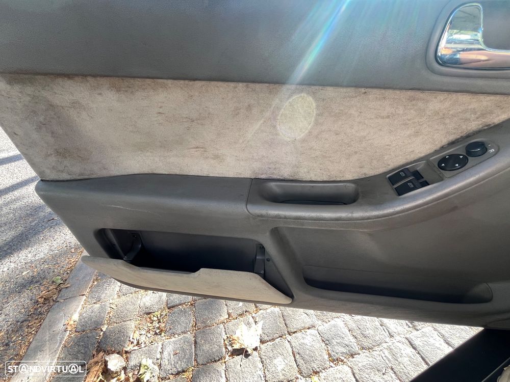 Audi A3 1.6 Attraction - 13