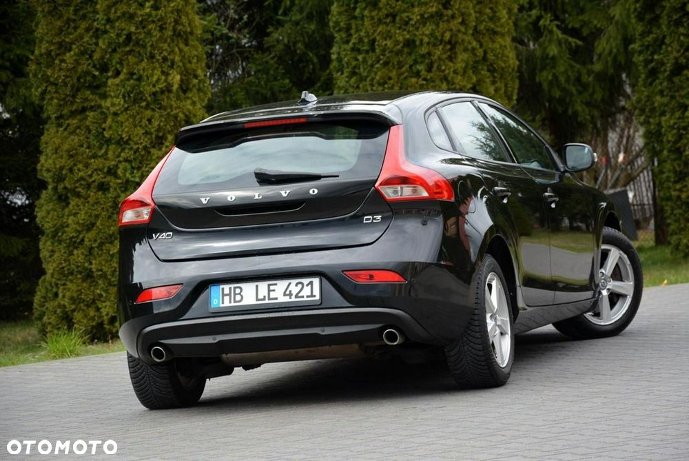 Volvo V40 D3 Geartronic Momentum - 15