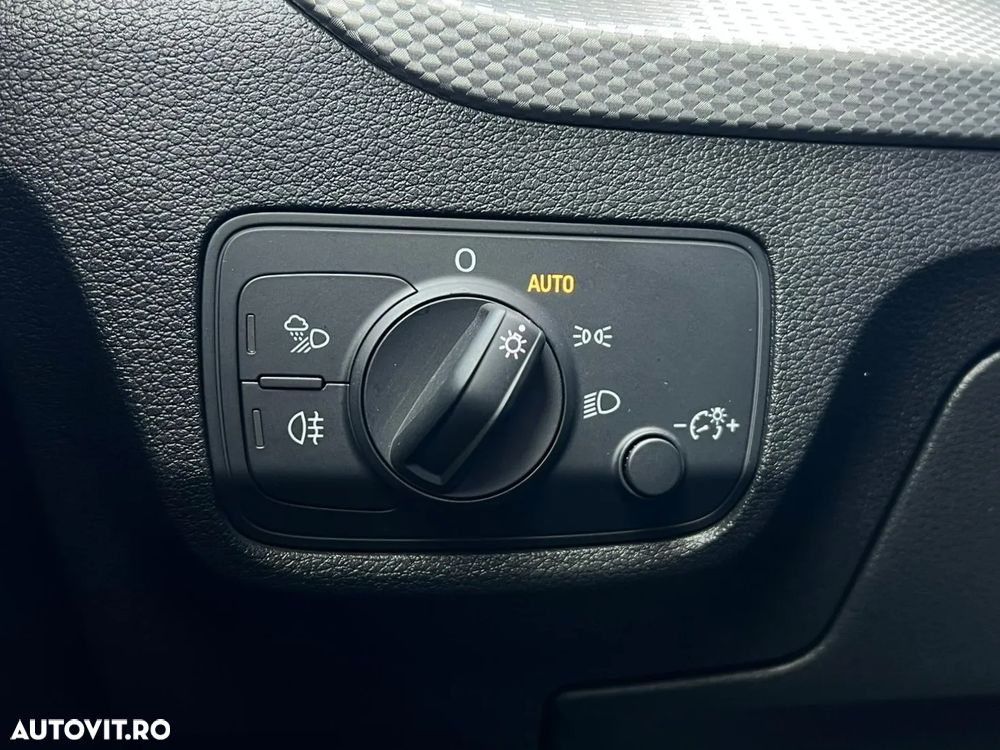 Audi Q2 35 TDI S tronic design - 29