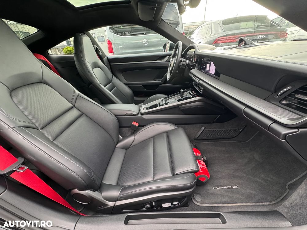 Porsche 911 Carrera S PDK - 8