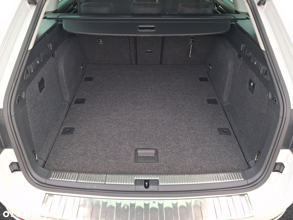 Skoda Superb 2.0 TDI SCR Style DSG - 19