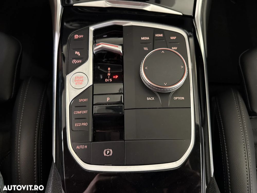 BMW Seria 3 320i xDrive Aut. - 16