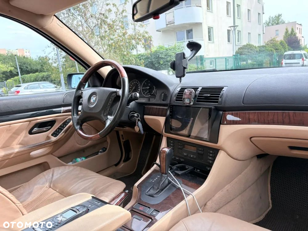 BMW Seria 5 - 16