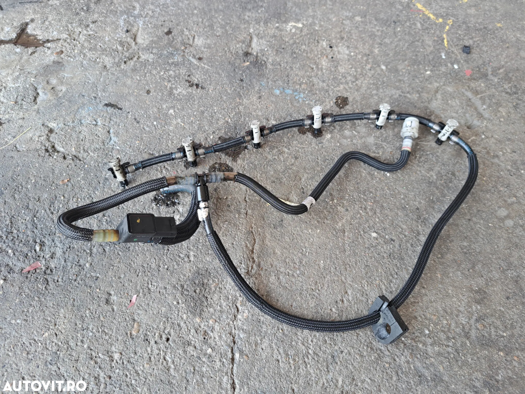 Furtun motorina cu senzor presiune Furtun retur injectoare  originale BMW 245cp F07 F10 F11 F01 F02 - 2