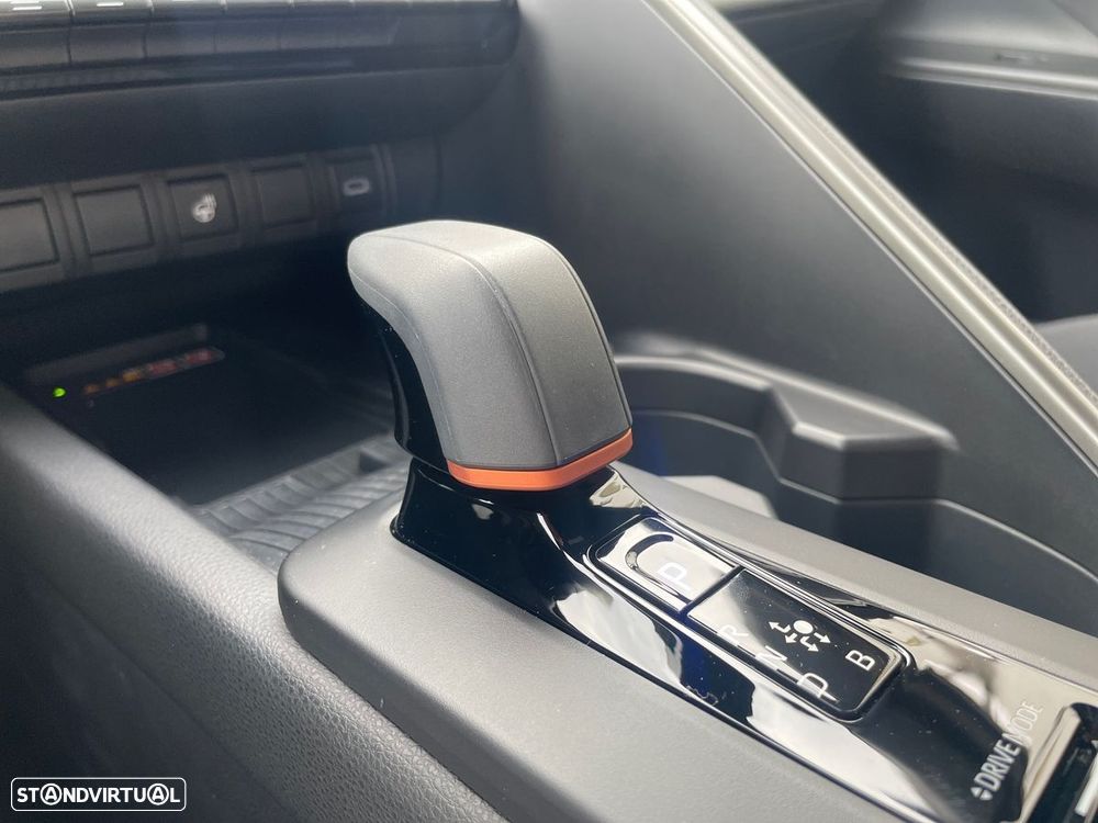 Toyota C-HR 2.0 HDF Plug-in Square Collection - 26