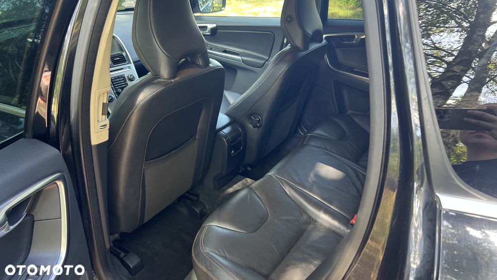 Volvo XC 60 - 4
