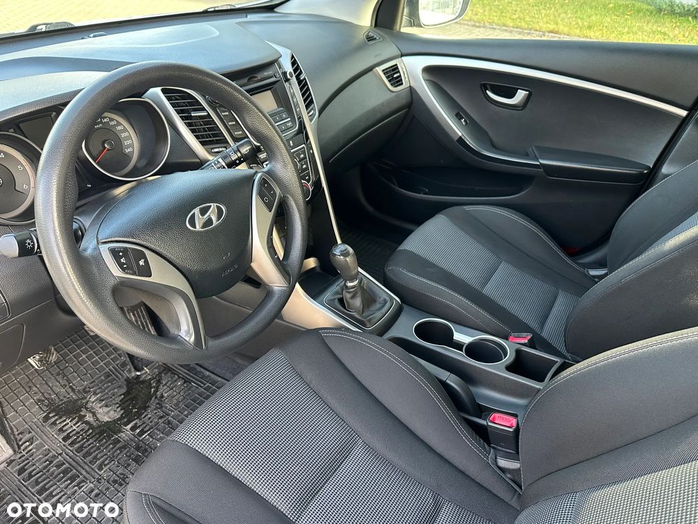 Hyundai i30 1.4 CRDi Comfort - 6
