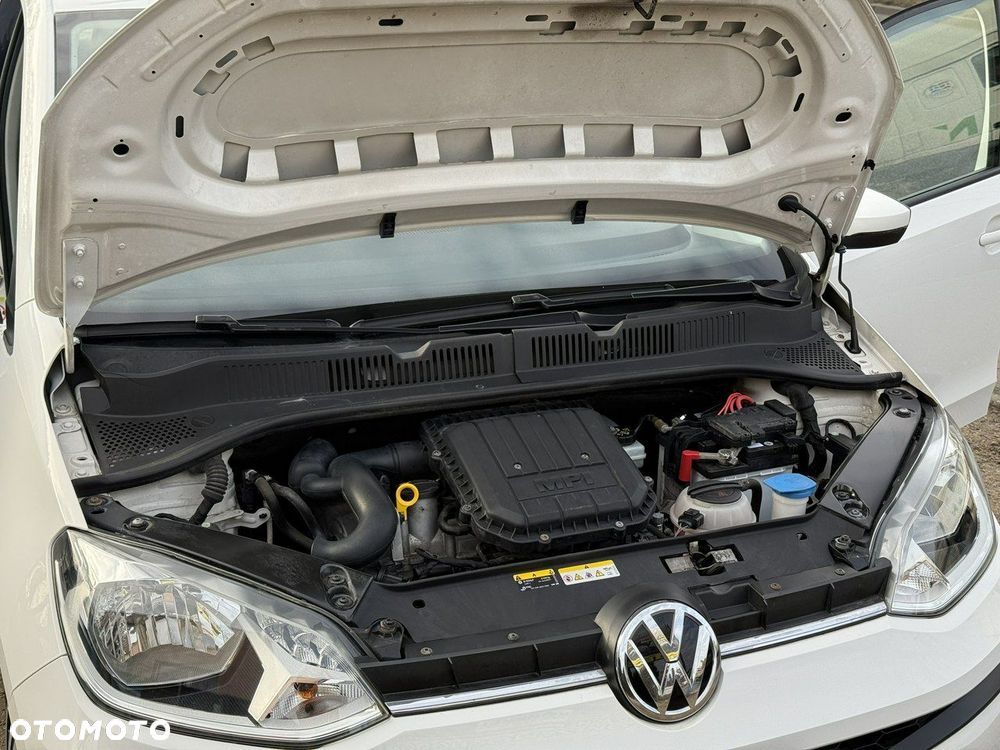 Volkswagen up! 1.0 White Style - 26