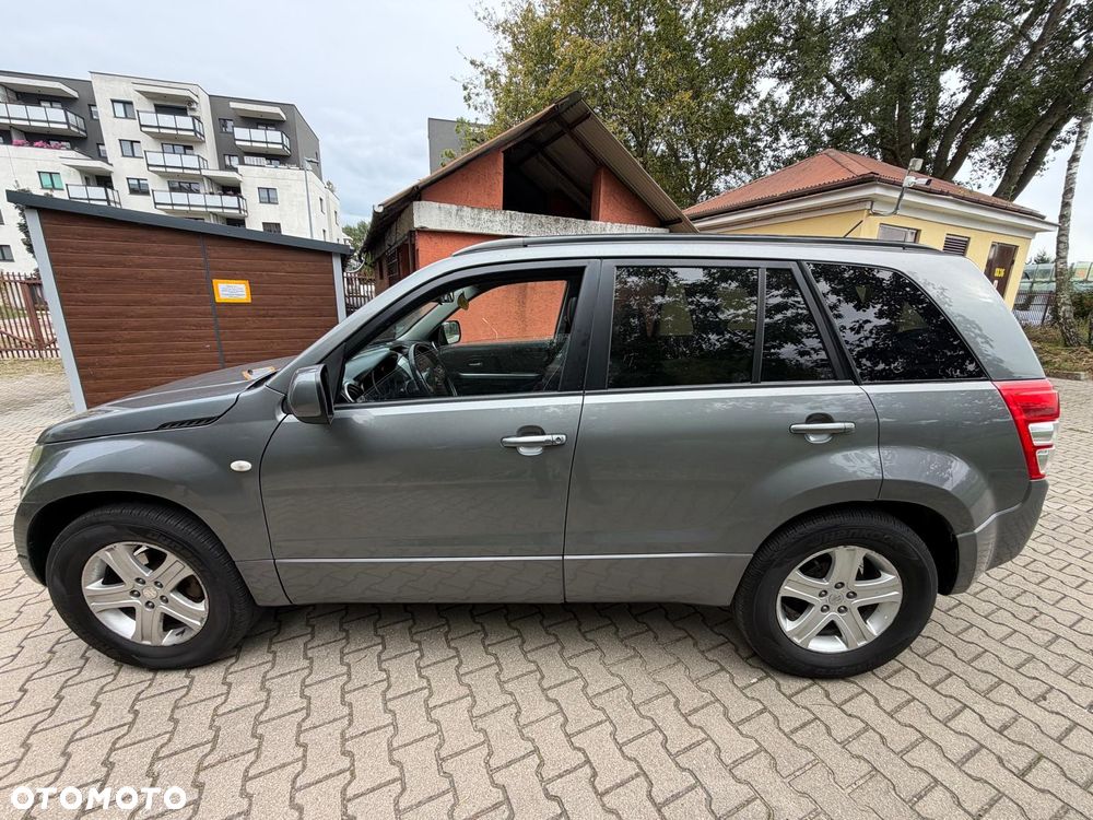 Suzuki Grand Vitara 2.0 De luxe - 5