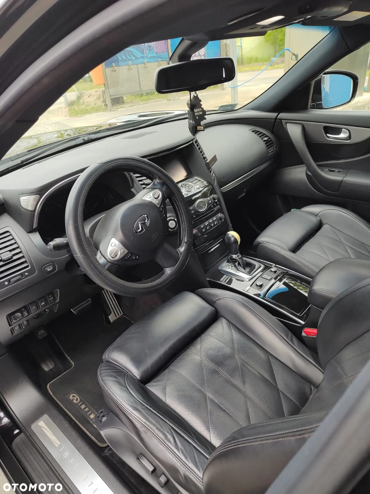 Infiniti QX70 3.0d S - 5