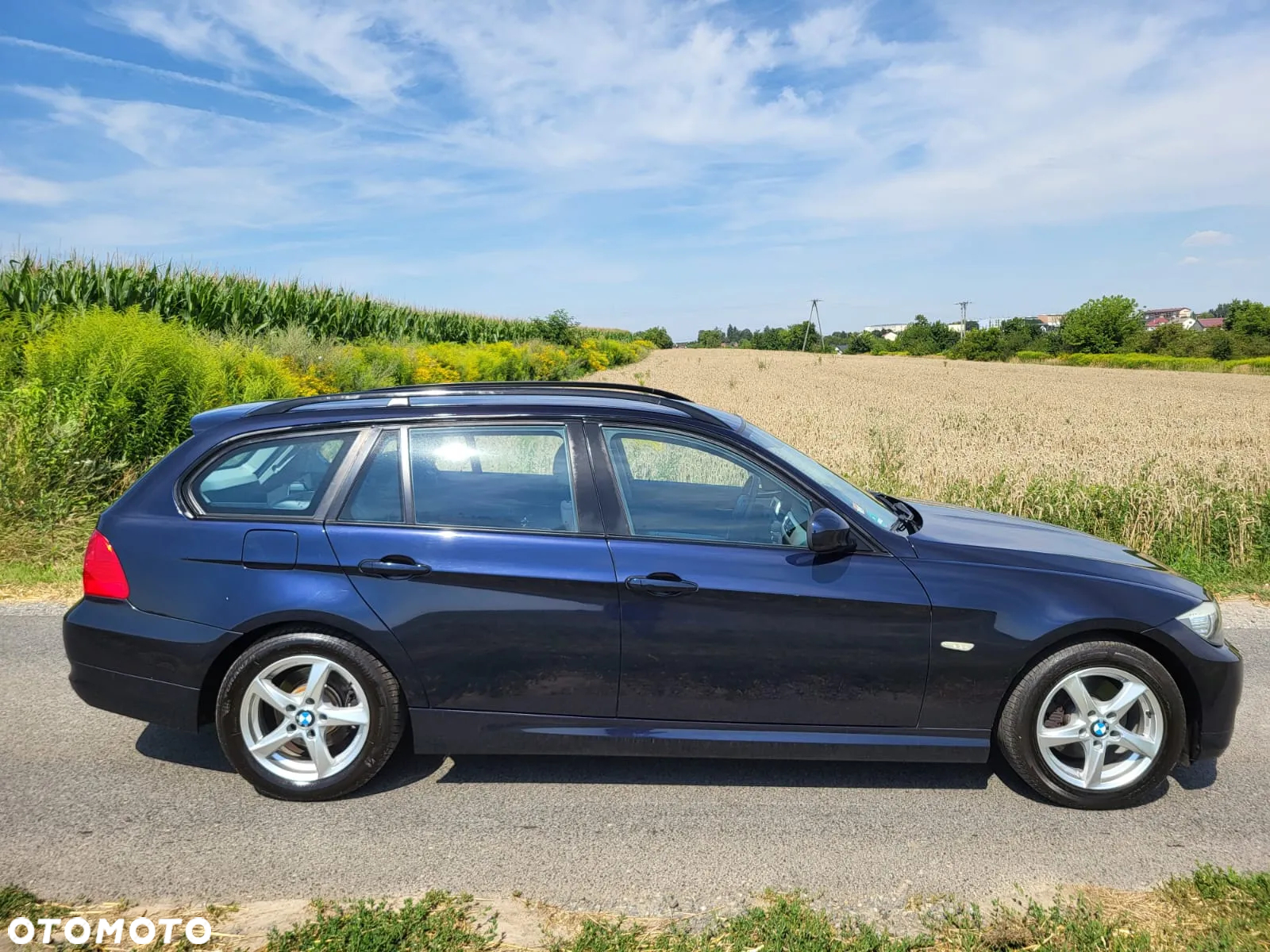 BMW Seria 3 320i Touring Edition Sport - 10