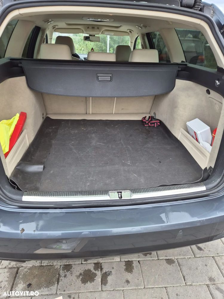 Volkswagen Passat - 16