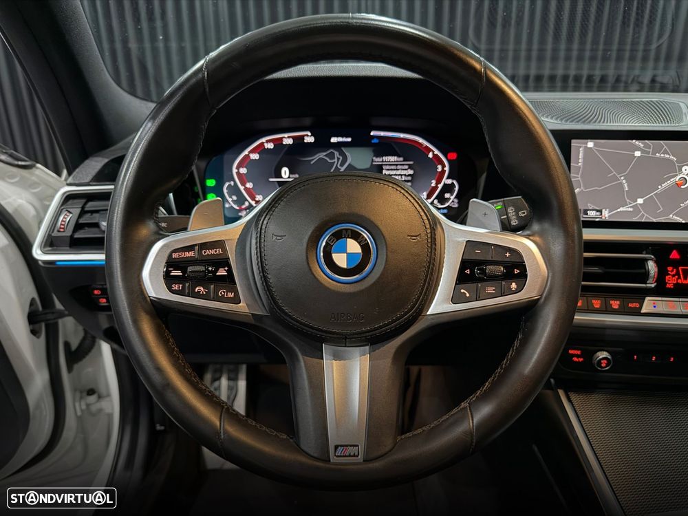 BMW 330 e Pack M Auto - 18