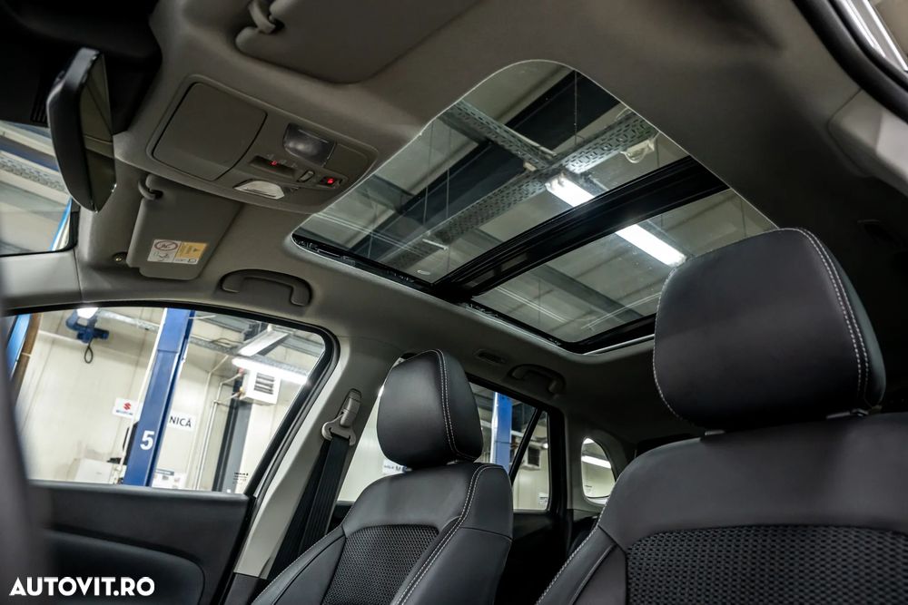 Suzuki S-Cross 1.5 AllGrip HEV Luxus - 15