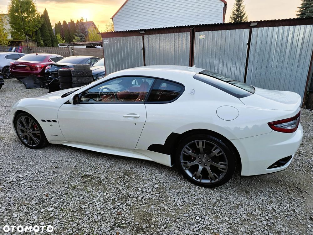 Maserati GranTurismo - 7