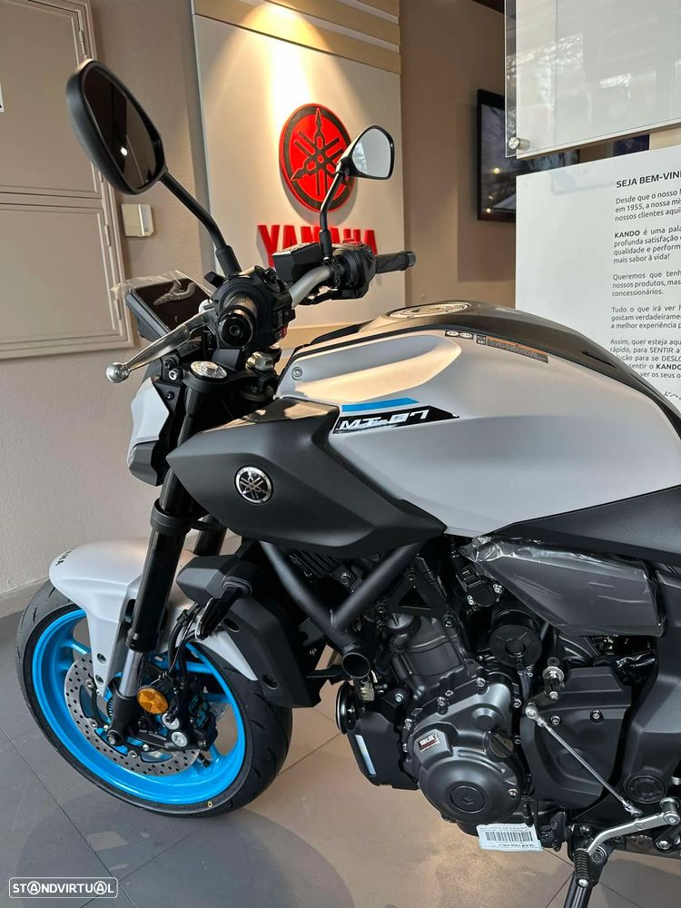 Yamaha MT-07 - 5