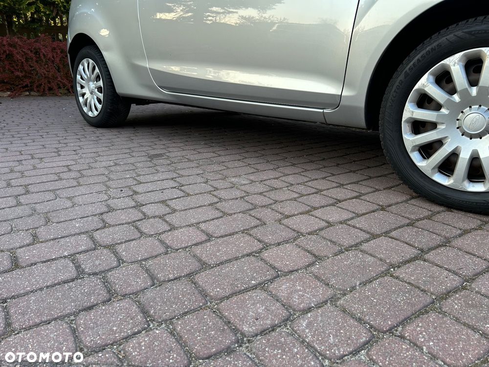 Ford Fiesta - 12