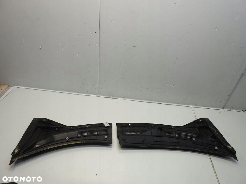 PODSZYBIE NISSAN X-TRAIL T30 668628H900 L974-5311-100 - 3