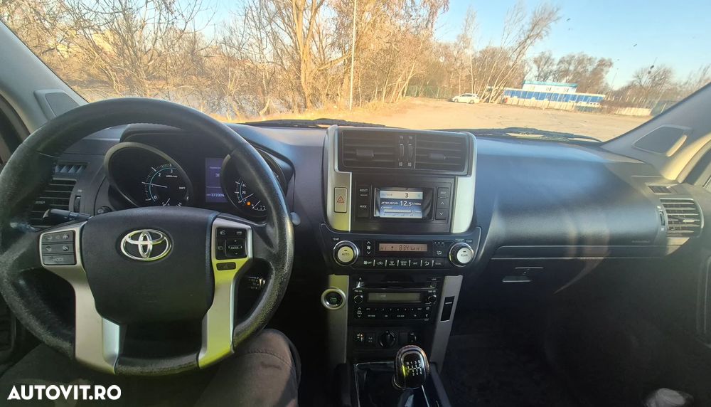 Toyota Land Cruiser 3.0l Turbo D-4D Luxury - 5