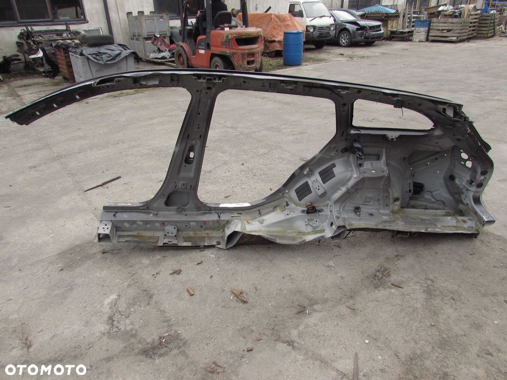 MAZDA 6 GJ KOMBI 12-17 CWIARTKA BLOTNIK SLUPEK TYL PRAWY 41W - 9