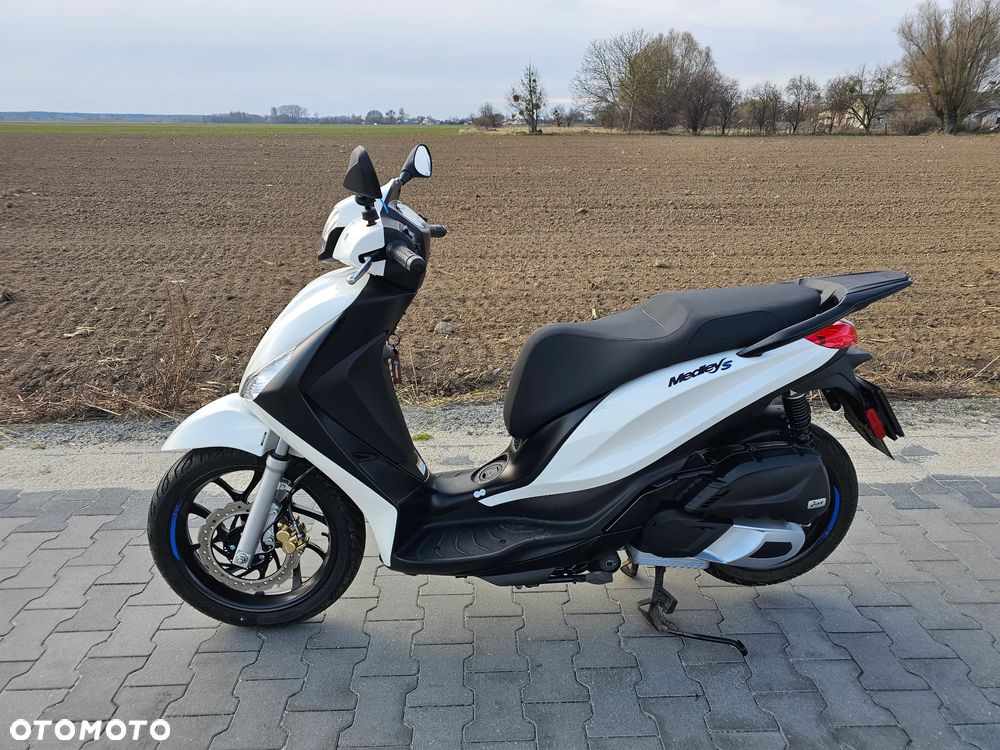 Piaggio Medley - 3