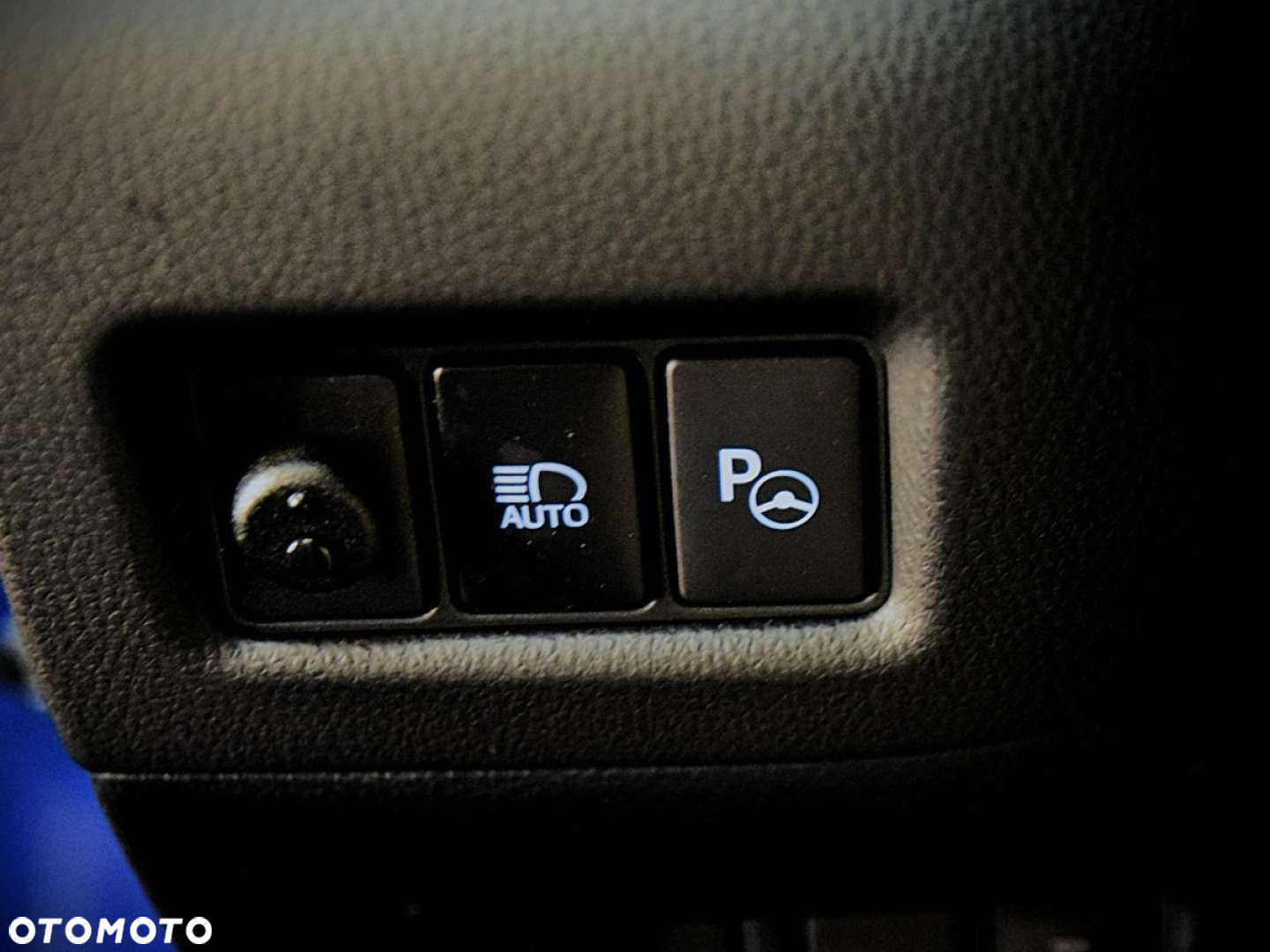Toyota C-HR - 24