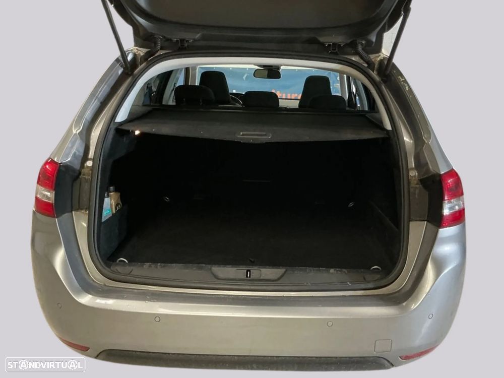 Peugeot 308 SW 1.2 PureTech Style - 11