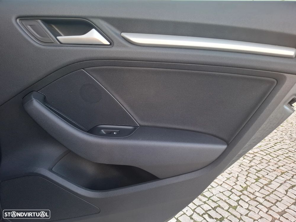 Audi A3 Limousine 1.6 TDI Advance - 42