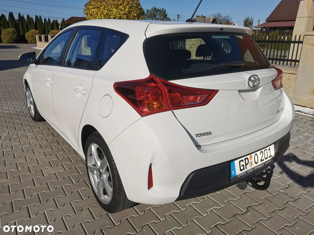 Toyota Auris - 6