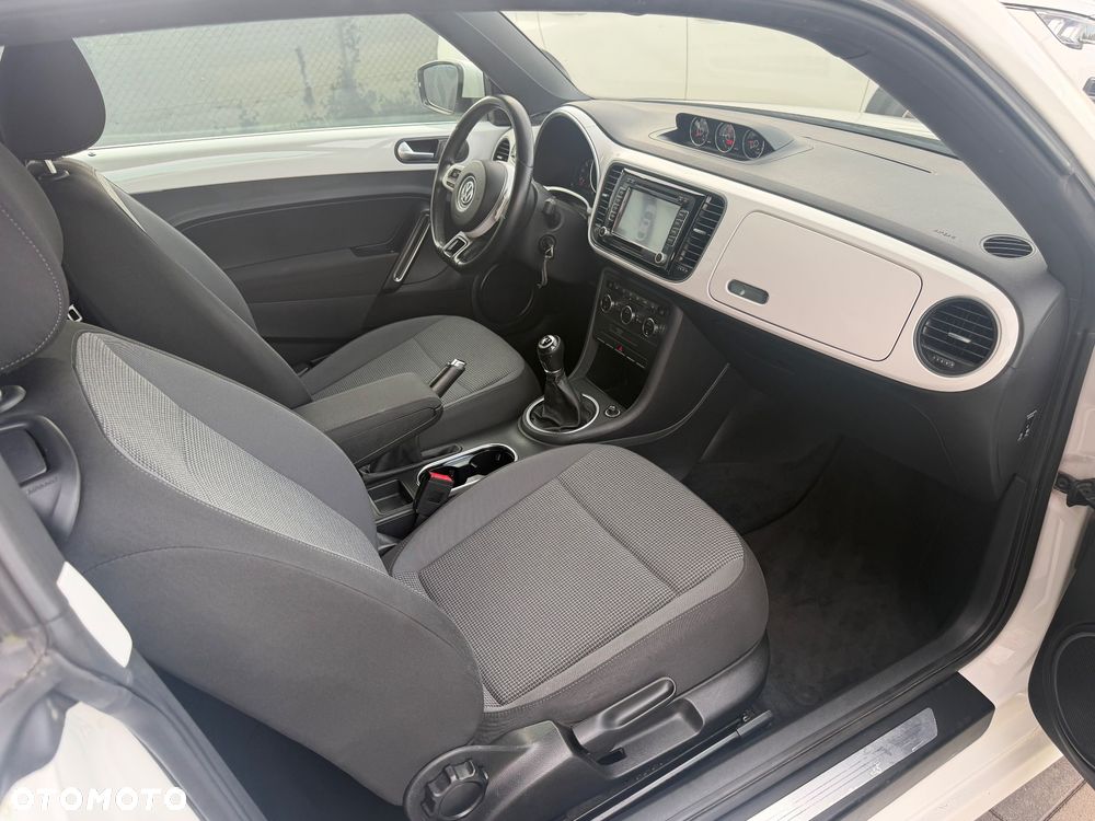 Volkswagen Beetle 1.6 TDI Design - 13