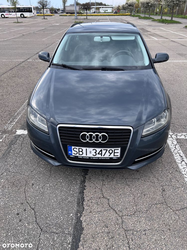 Audi A3 Sportback - 1