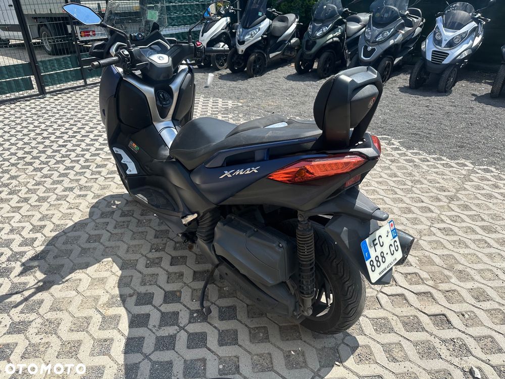 Yamaha X-max - 7