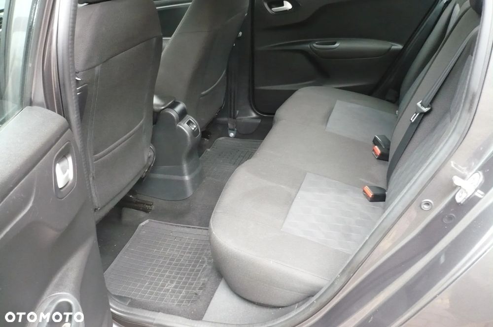 Citroën C-Elysée 1.2 PureTech Exclusive - 12