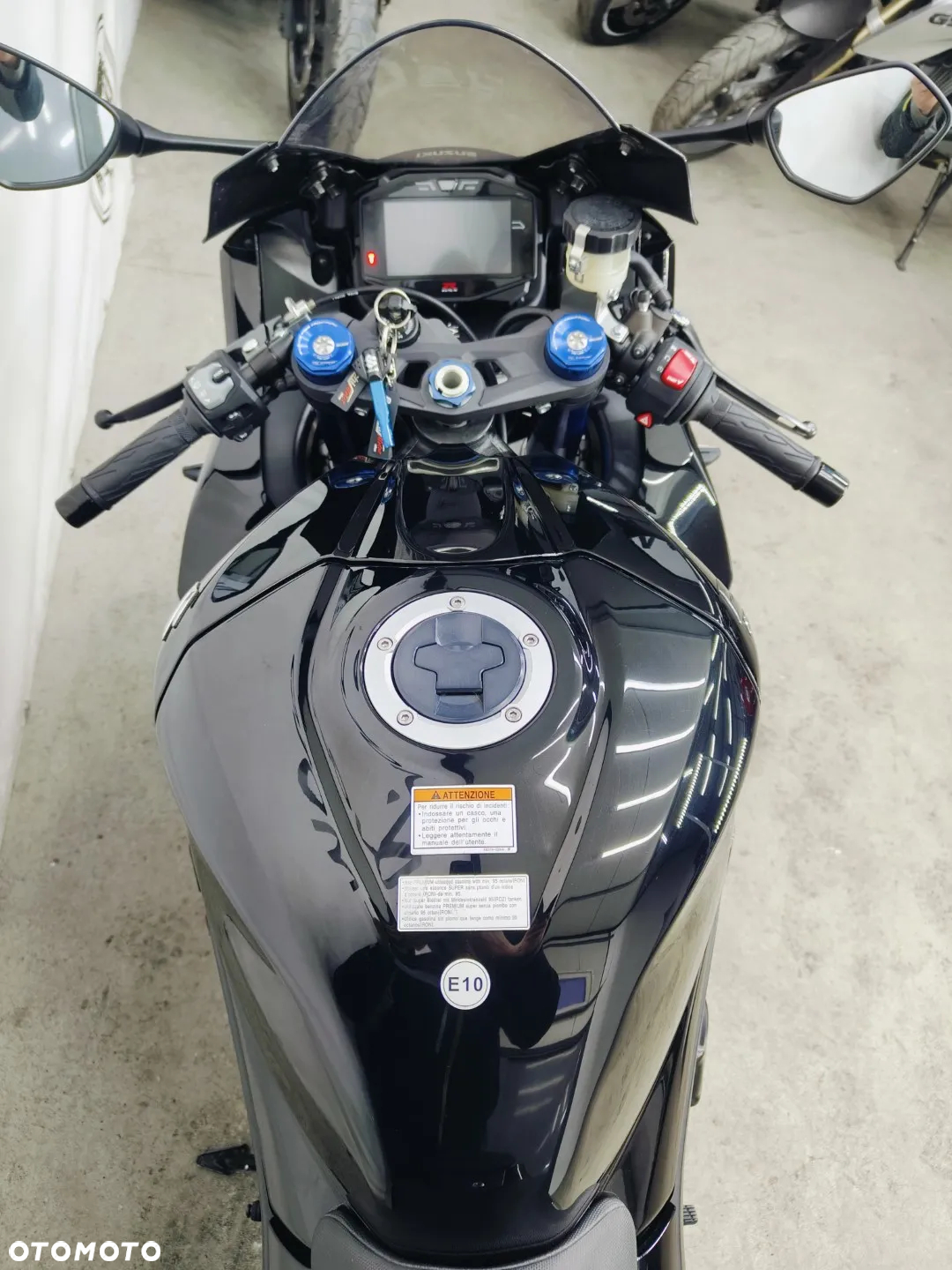 Suzuki GSX-R - 12