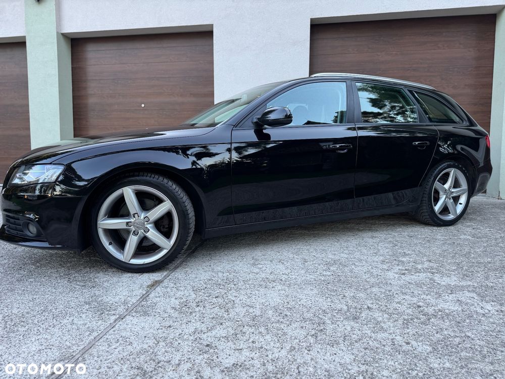 Audi A4 Avant 2.0 TDI - 9