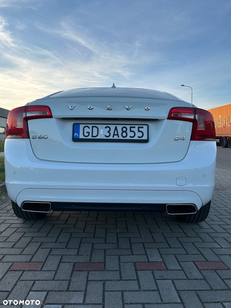 Volvo S60 D4 Drive-E Summum - 4