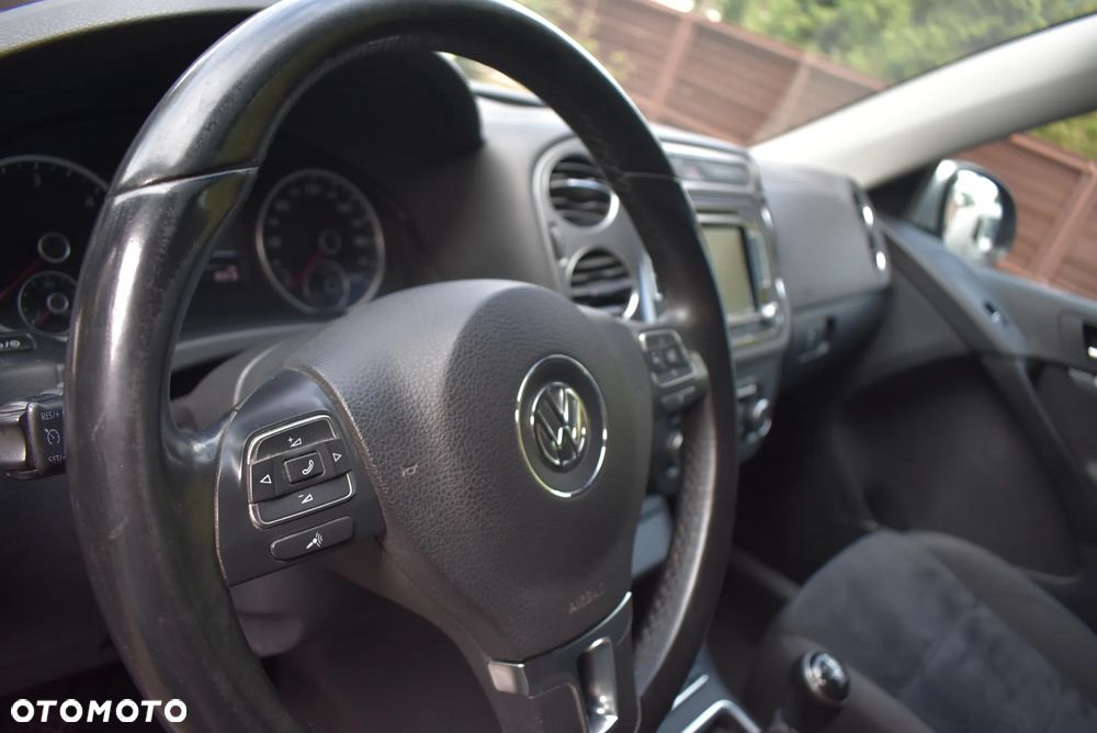 Volkswagen Tiguan 2.0 TDI SCR BlueMotion Technology Exclusive - 14