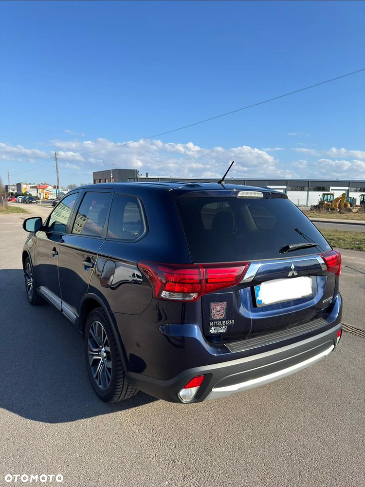 Mitsubishi Outlander - 6