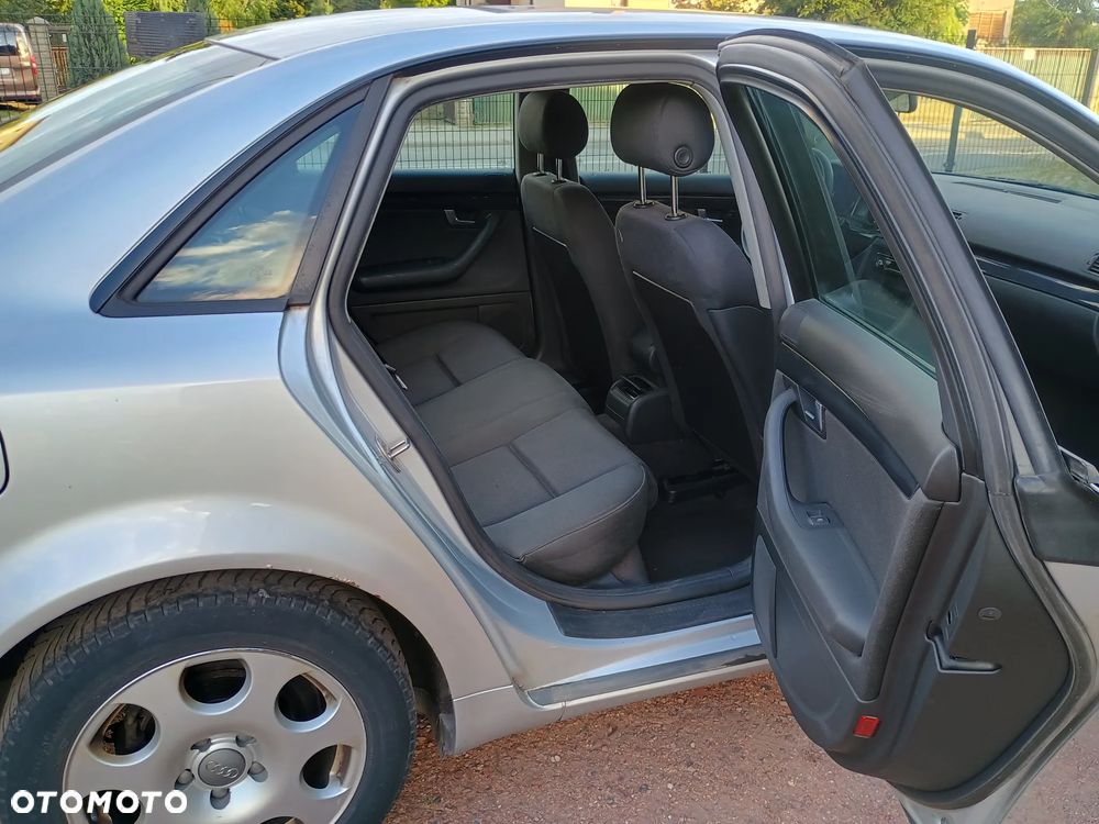Audi A4 Limousine 2 - 16