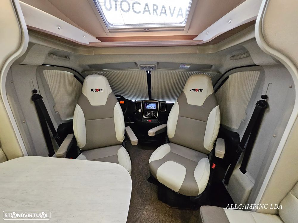 Pilote Sensation P746 CAIXA AUTOMÁTICA CAMA CENTRAL/ BASCULANTE - 34