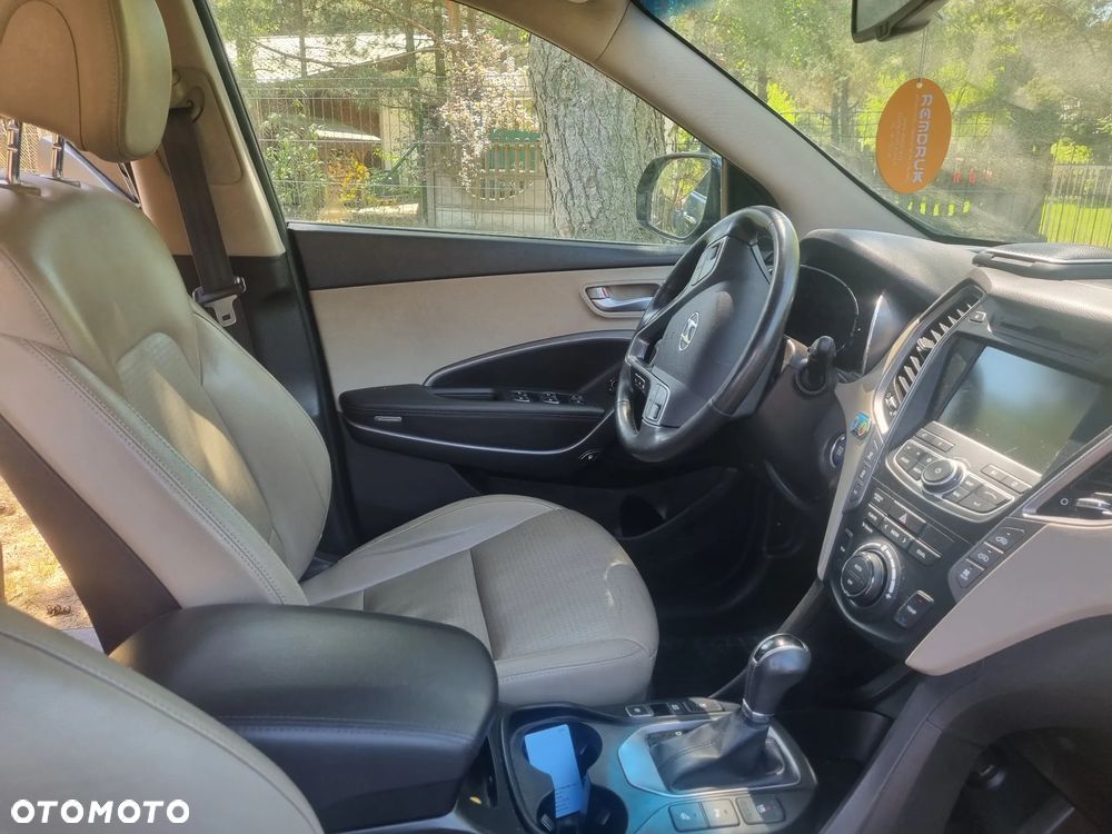 Hyundai Grand Santa Fe 2.2 CRDi Executive 7os - 22