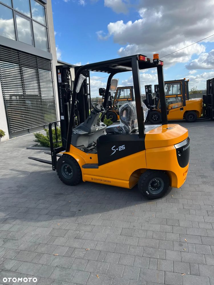 Günter Grossmann Wózek widłowy elektryczny 2,5T Triplex 4,8 m - 6