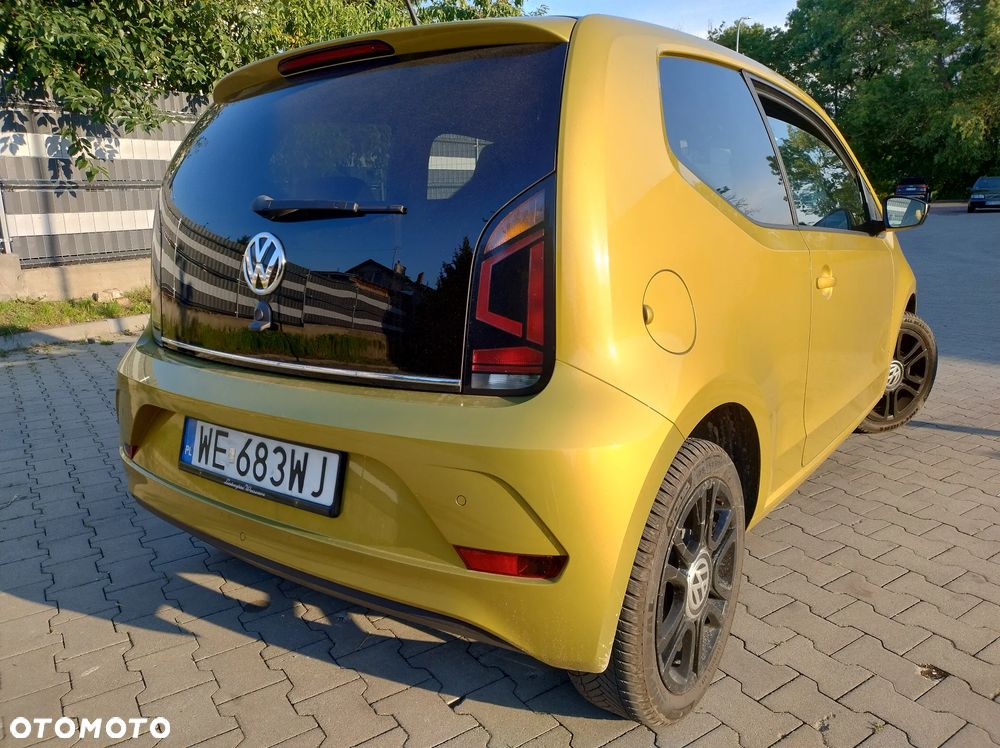 Volkswagen up! 1.0 high - 25