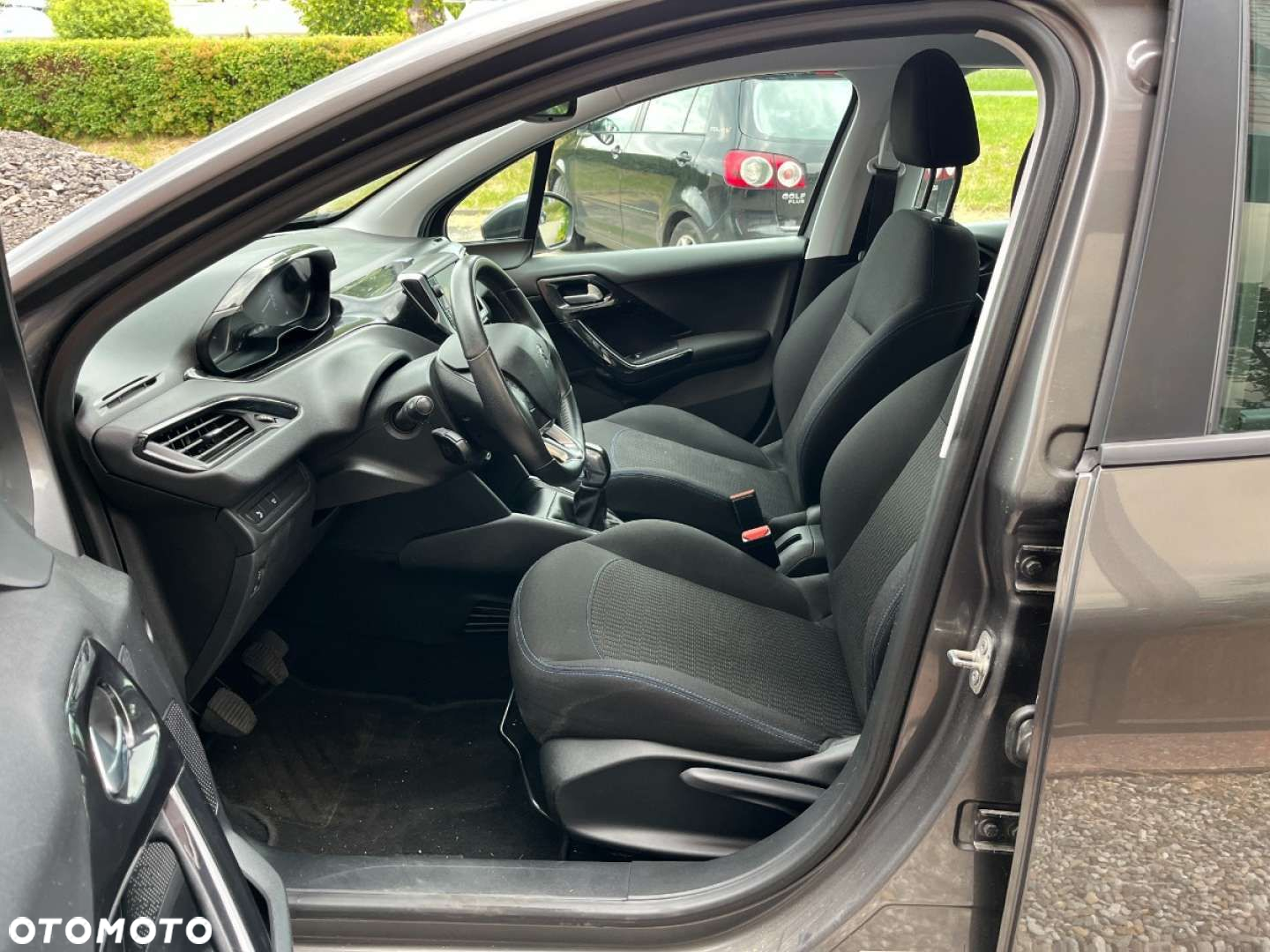Peugeot 208 PureTech 82 Stop & Start Signature - 20