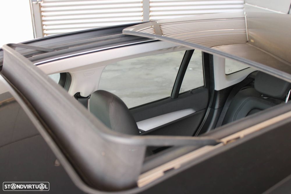 BMW X1 16 d sDrive Advantage - 17