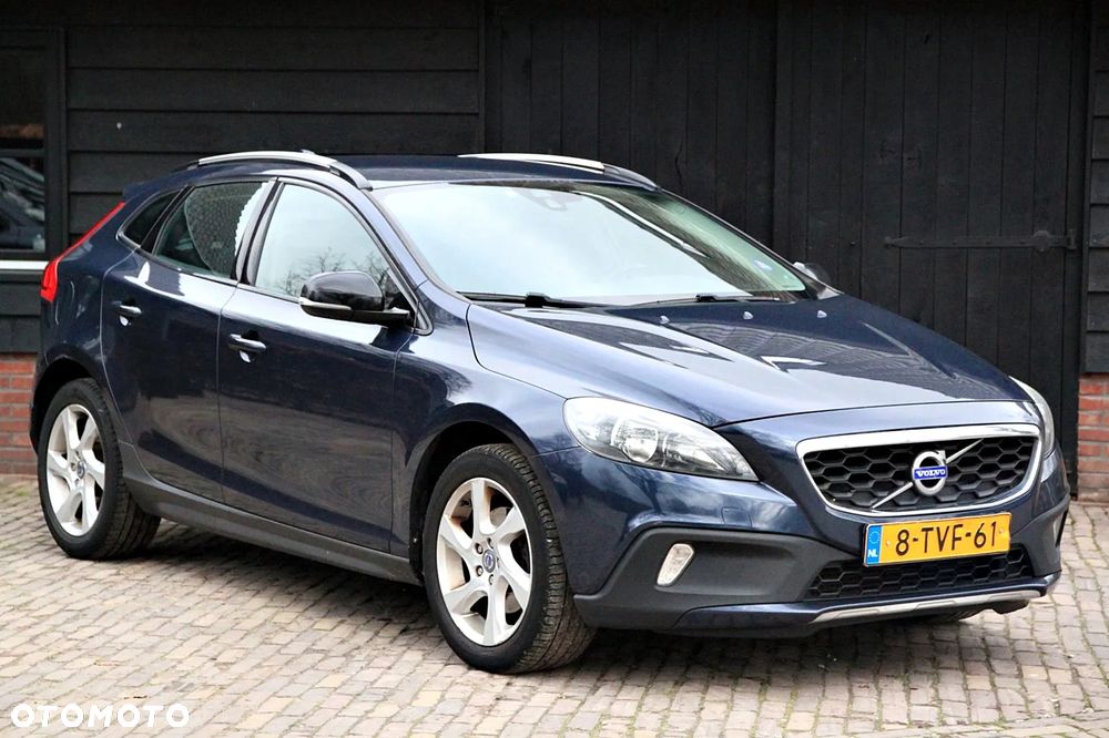 Volvo V40 Cross Country T4 Momentum - 26